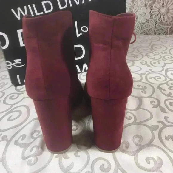 NIB!Wild Diva-Burgundy lace up heels peekaboo boots/Sandals Size 9 - Picture 5 of 9